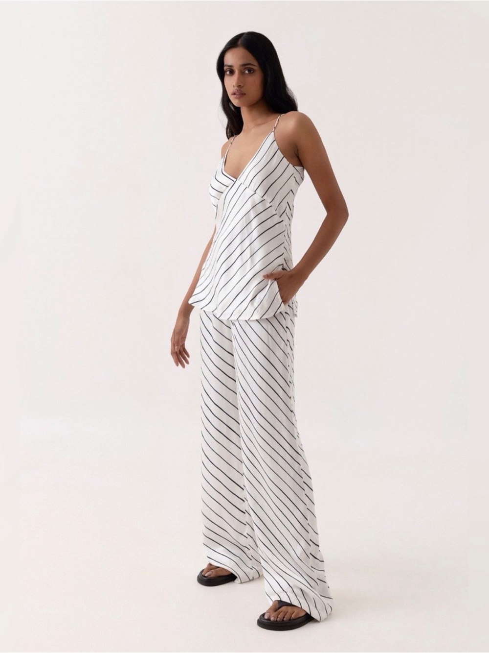 Anthropologie White Wide-Leg Pinstriped Pants - Summer Away brand new w/o tags